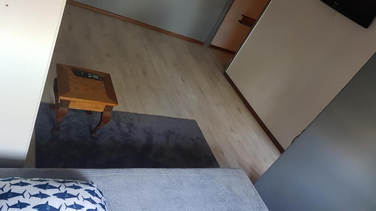 Mieszkanie Jednopokojowe Boleslawiec W Centrum - Wymagana Kaucja Zwrotna Apartment Luaran gambar